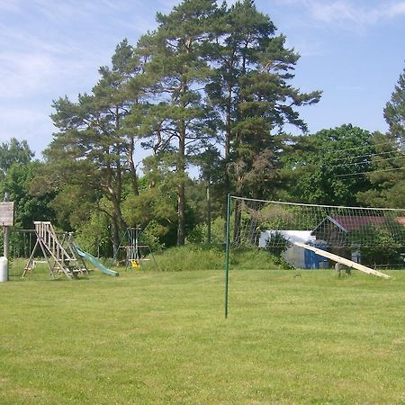Kiige Holiday Park Hotell Linnamäe Rom bilde